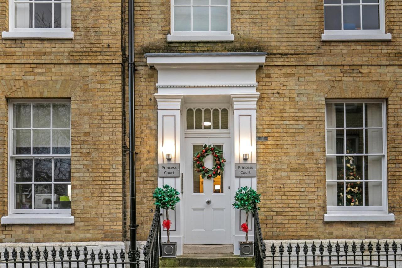 The Sky Penthouse Winchester Exterior foto
