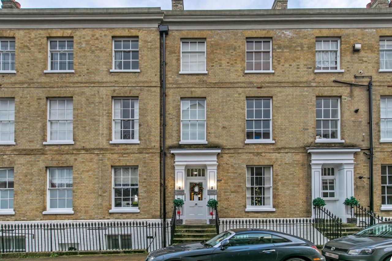 The Sky Penthouse Winchester Exterior foto
