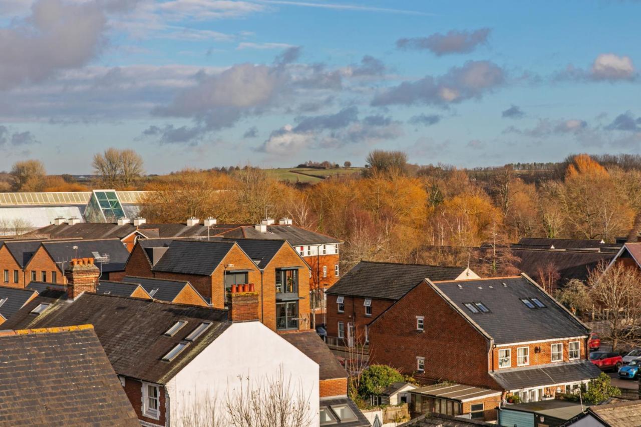 The Sky Penthouse Winchester Exterior foto